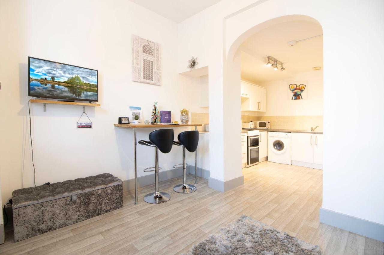Beautiful Central Exeter Apartment Extérieur photo