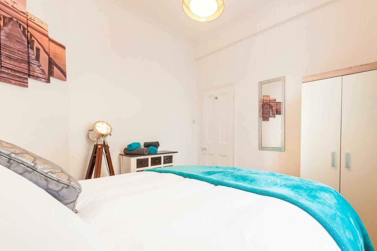 Beautiful Central Exeter Apartment Extérieur photo